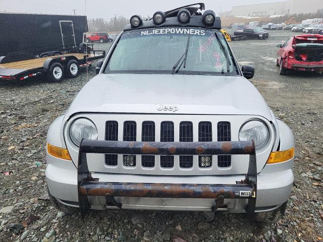 Photo 5 from auction – 2005 JEEP LIBERTY RE with VIN 1J4GL38K35W695313