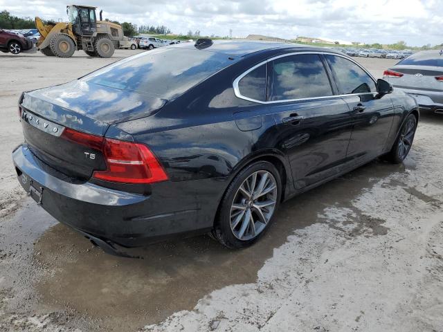 Photo 3 from auction – 2018 VOLVO S90 T5 MOM with VIN LVY982AK2JP004953