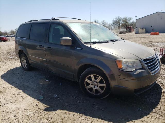 Photo 4 from auction – 2010 CHRYSLER TOWN & COU with VIN 2A4RR8DX8AR394982