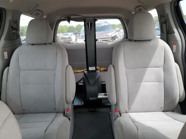 Photo 10 from auction – 2015 TOYOTA SIENNA with VIN 5TDZK3DC7FS622477