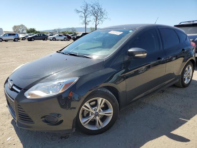 FORD FOCUS SE 2014 with VIN 1FADP3K21EL355672 - Photo from auction