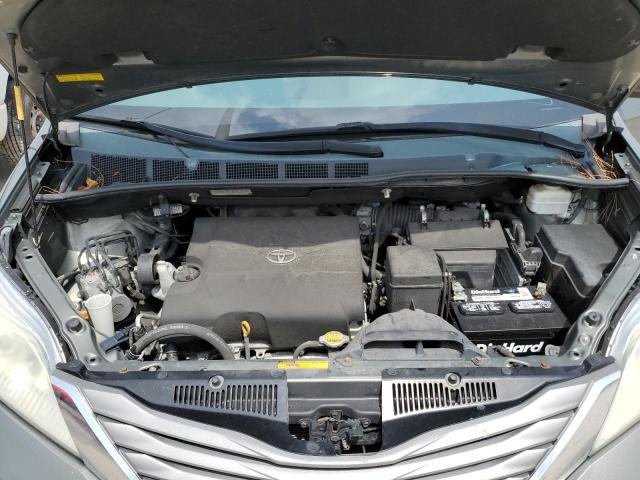 Photo 12 from auction – 2012 TOYOTA SIENNA XLE with VIN 5TDYK3DC9CS238952