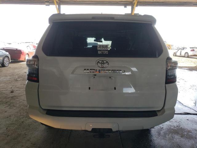 Photo 6 from auction – 2017 TOYOTA 4RUNNER SR with VIN JTEZU5JRXH5164890