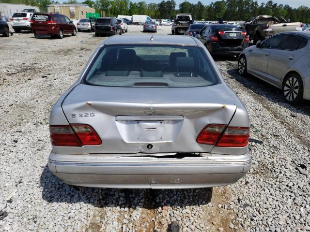 Photo 6 from auction – 2000 MERCEDES-BENZ E 320 with VIN WDBJF65J5YB104411
