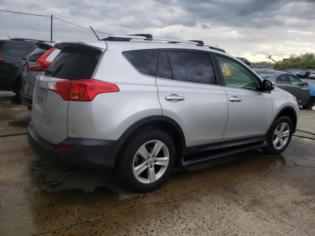 Photo 3 from auction – 2013 TOYOTA RAV4 XLE with VIN JTMRFREV4DD042541
