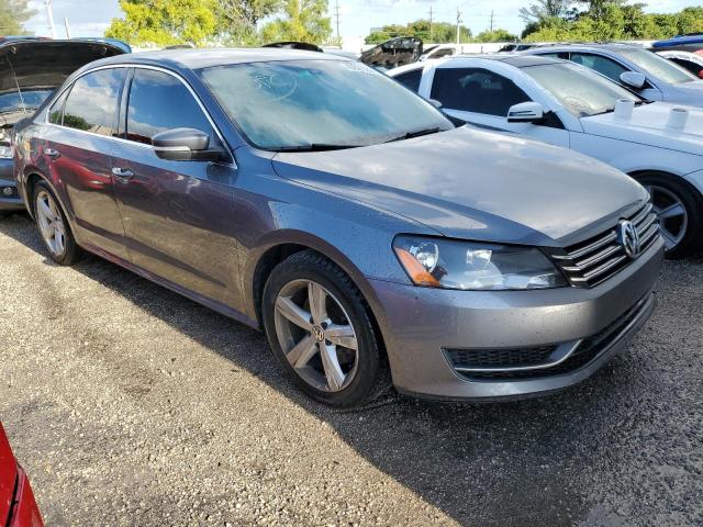 Foto 4 de la subasta – 2014 VOLKSWAGEN PASSAT SE con VIN 1VWBH7A30EC002644