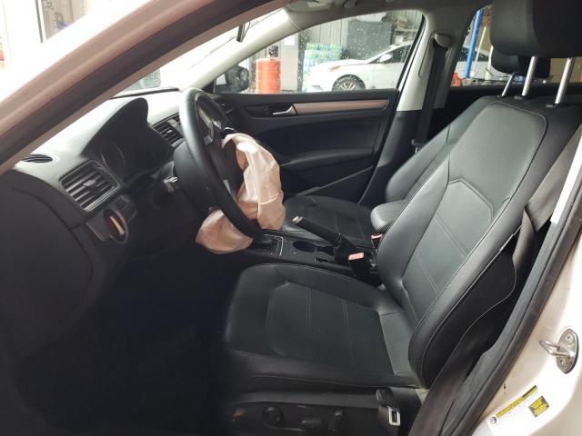 Photo 7 from auction – 2015 VOLKSWAGEN PASSAT S with VIN 1VWAS7A32FC112576