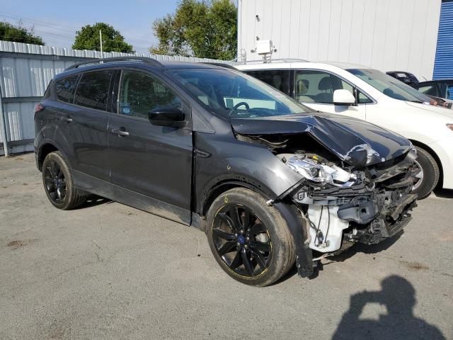 Photo 4 from auction – 2018 FORD ESCAPE SE with VIN 1FMCU0GD5JUD21872