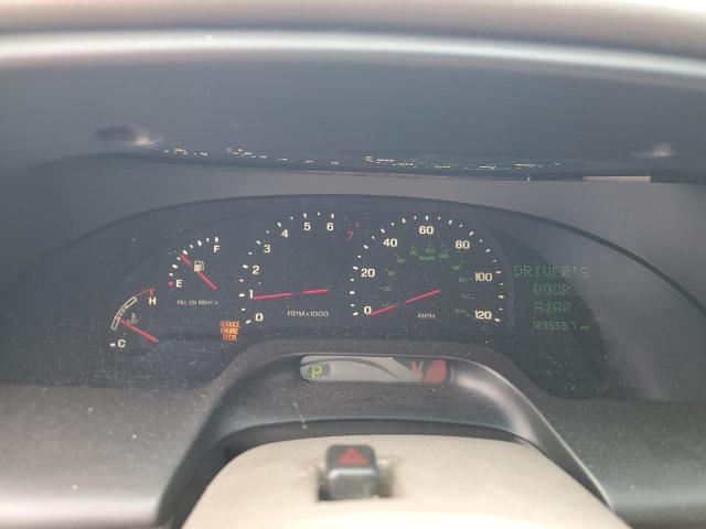 Photo 9 from auction – 2002 LINCOLN CONTINENTA with VIN 1LNHM97V52Y675243
