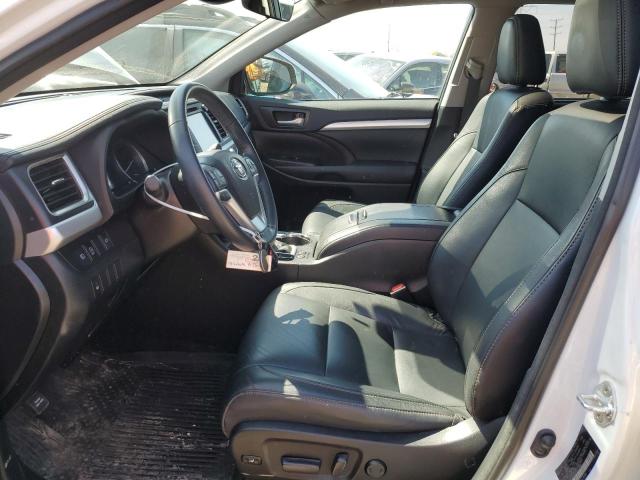 Photo 7 from auction – 2018 TOYOTA HIGHLANDER with VIN 5TDJZRFH2JS561701