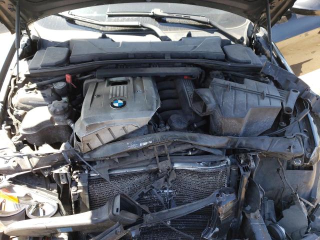 Photo 11 from auction – 2006 BMW 325 I with VIN WBAVB13546KX43445
