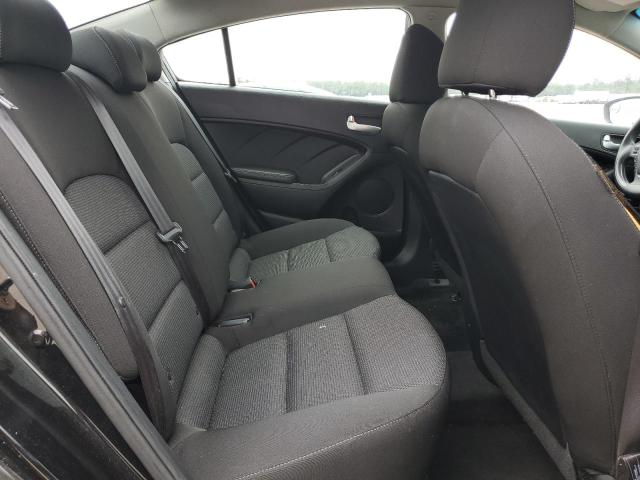 Photo 10 from auction – 2017 KIA FORTE LX with VIN 3KPFK4A7XHE034635