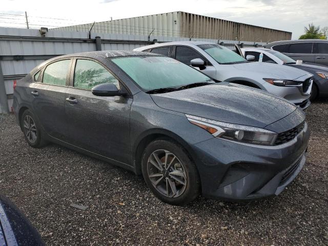 Photo 4 from auction – 2022 KIA FORTE FE with VIN 3KPF24AD2NE420533