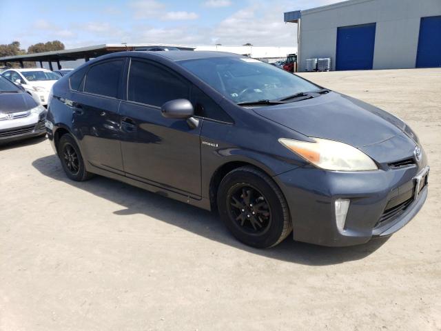 Photo 4 from auction – 2013 TOYOTA PRIUS with VIN JTDKN3DU0D1716017