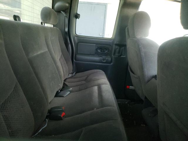 Photo 10 from auction – 2003 CHEVROLET SILVERADO with VIN 2GCEK19VX31312937