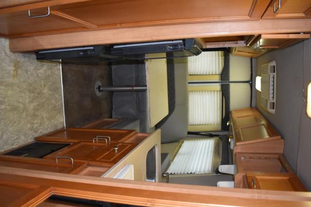 Photo 6 from auction – 2003 SPRINTER 2500 SPRIN with VIN WD2YD742535503850