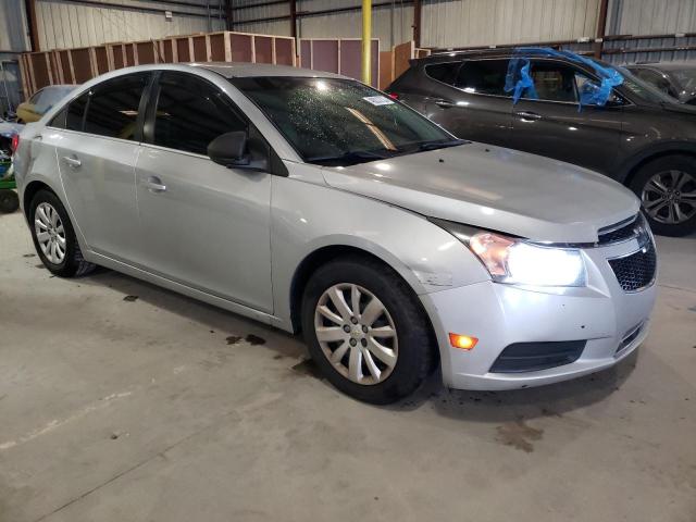 Photo 4 from auction – 2011 CHEVROLET CRUZE LS with VIN 1G1PD5SH0B7189142