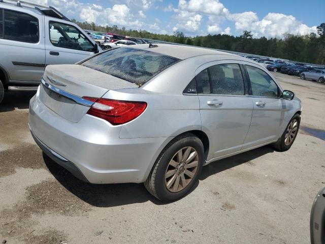 Photo 3 from auction – 2012 CHRYSLER 200 TOURIN with VIN 1C3CCBBB9CN181402