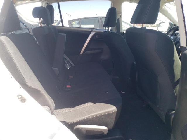 Photo 10 from auction – 2017 TOYOTA RAV4 LE with VIN JTMBFREV1HJ700101