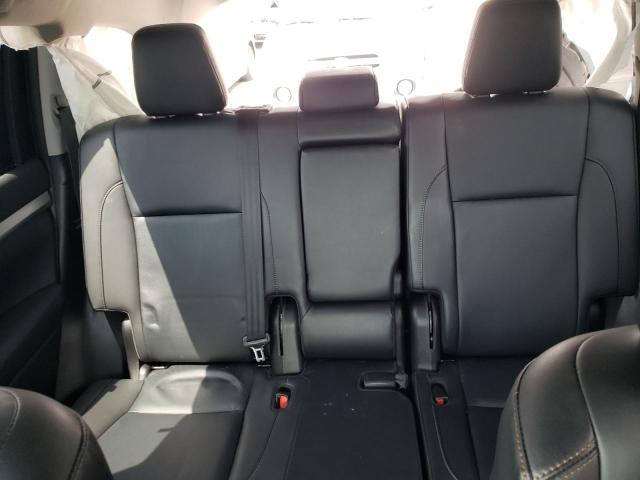 Photo 10 from auction – 2019 TOYOTA HIGHLANDER with VIN 5TDKZRFH4KS559356