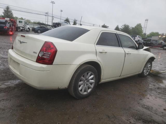 Photo 3 from auction – 2008 CHRYSLER 300 LX with VIN 2C3KA43RX8H155187