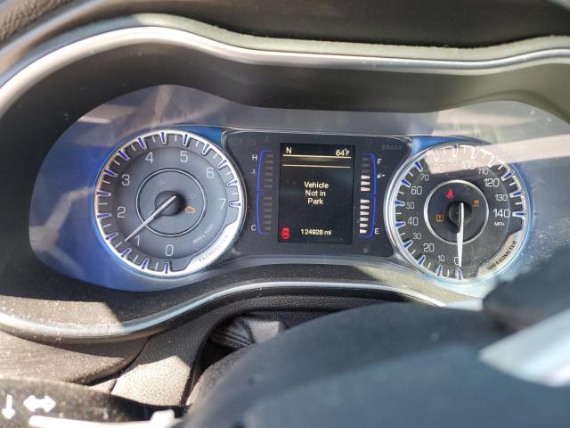 Photo 9 from auction – 2015 CHRYSLER 200 LIMITE with VIN 1C3CCCAB5FN555595