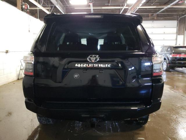 Photo 6 from auction – 2018 TOYOTA 4RUNNER SR with VIN JTEBU5JR9J5536551