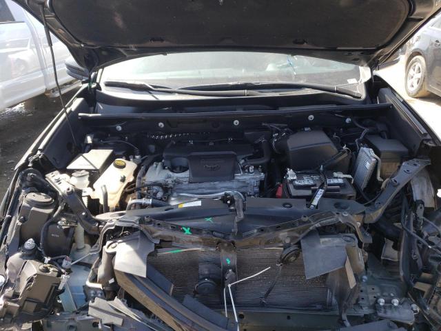 Photo 11 from auction – 2018 TOYOTA RAV4 SE with VIN 2T3JFREV2JW776445