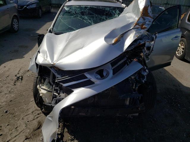 Photo 11 from auction – 2015 TOYOTA RAV4 LIMIT with VIN 2T3YFREVXFW140913
