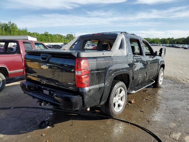Photo 3 from auction – 2011 CHEVROLET AVALANCHE with VIN 3GNTKFE32BG172386
