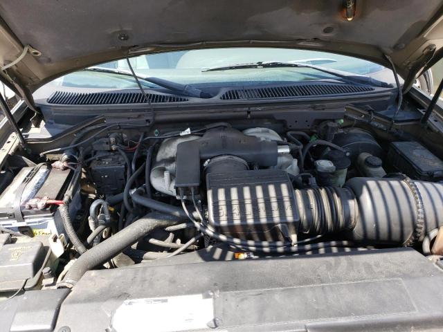 Photo 12 from auction – 2002 LINCOLN NAVIGATOR with VIN 5LMFU28R52LJ09528