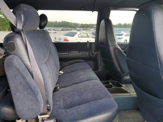 Photo 11 from auction – 2000 CHEVROLET ASTRO with VIN 1GNDM19W2YB209461