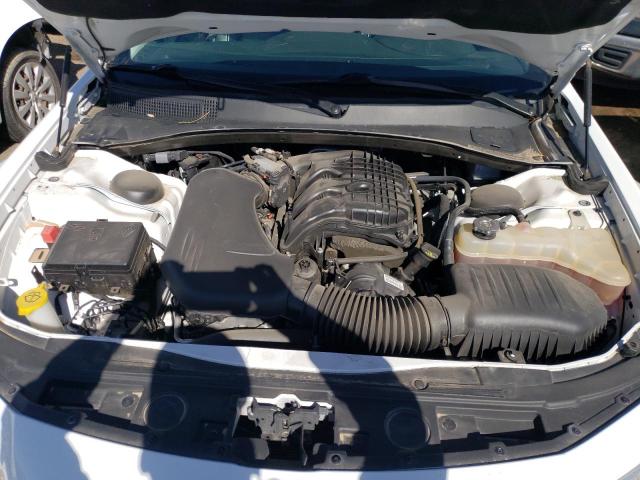 Photo 11 from auction – 2017 CHRYSLER 300 LIMITE with VIN 2C3CCAAG5HH609912