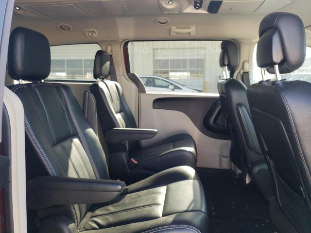 Photo 11 from auction – 2015 CHRYSLER TOWN & COU with VIN 2C4RC1BG4FR654223