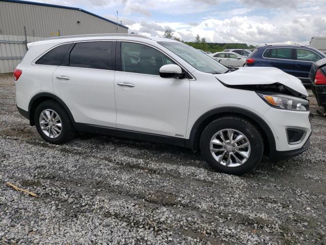 Photo 4 from auction – 2016 KIA SORENTO LX with VIN 5XYPGDA38GG110549