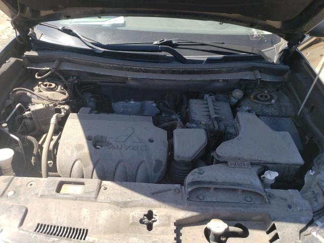 Photo 12 from auction – 2018 MITSUBISHI OUTLANDER with VIN JA4AZ3A33JZ058244
