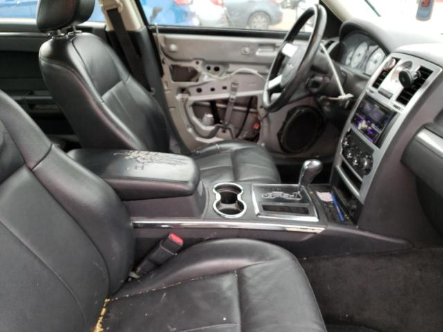 Photo 7 from auction – 2010 CHRYSLER 300 TOURIN with VIN 2C3CA5CV1AH167760