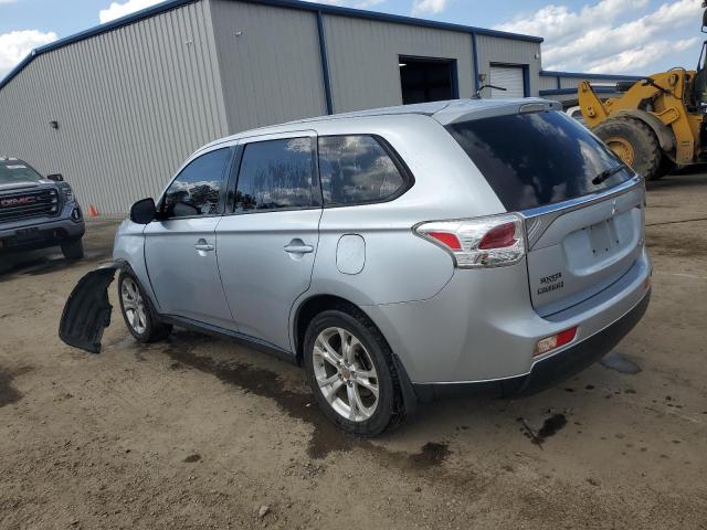 Photo 2 from auction – 2014 MITSUBISHI OUTLANDER with VIN JA4AD3A38EZ013370