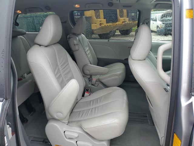 Photo 11 from auction – 2011 TOYOTA SIENNA XLE with VIN 5TDYK3DC1BS149679