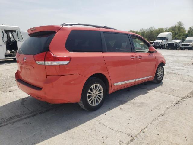 Photo 3 from auction – 2011 TOYOTA SIENNA XLE with VIN 5TDYK3DC6BS154568