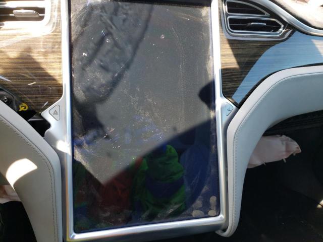 Photo 9 from auction – 2015 TESLA MODEL S with VIN 5YJSA1E23FF118964