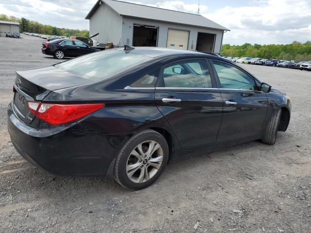 Photo 3 from auction – 2013 HYUNDAI SONATA SE with VIN 5NPEC4AC5DH700604