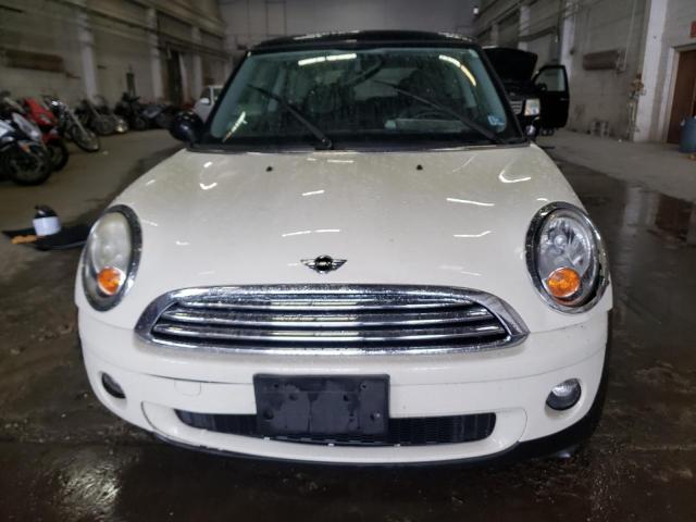 Photo 5 from auction – 2010 MINI COOPER with VIN WMWMF3C59ATZ65641