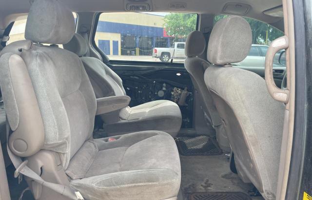 Photo 6 from auction – 2004 TOYOTA SIENNA CE with VIN 5TDZA23C94S199803