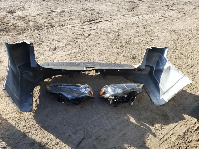 Photo 12 from auction – 2018 TOYOTA 4RUNNER SR with VIN JTEBU5JR7J5509994