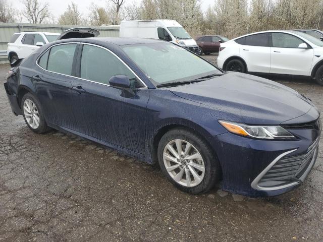 Photo 4 from auction – 2022 TOYOTA CAMRY LE with VIN 4T1C11AK4NU689486