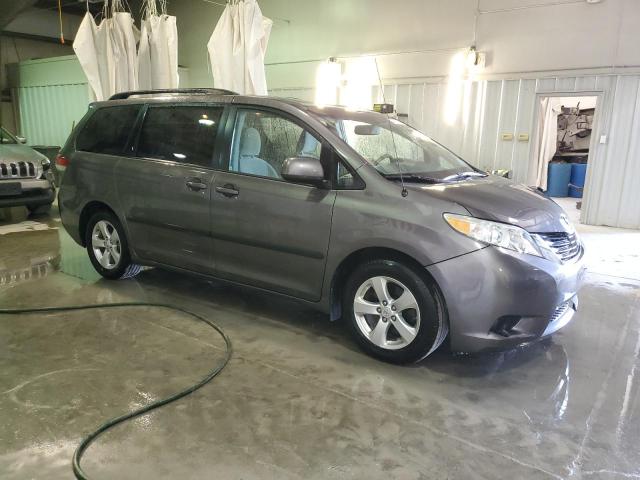 Photo 4 from auction – 2014 TOYOTA SIENNA LE with VIN 5TDKK3DC4ES442969