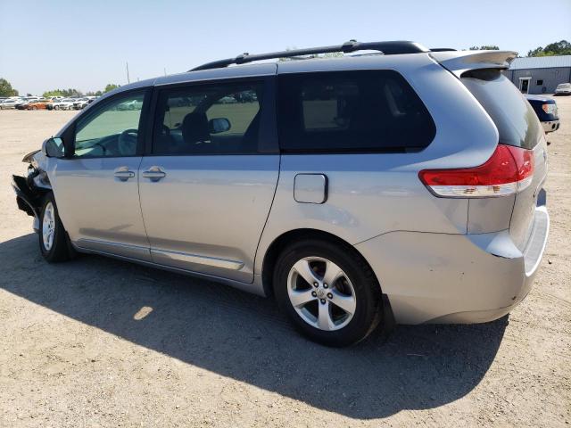 Photo 2 from auction – 2013 TOYOTA SIENNA LE with VIN 5TDKK3DC8DS400917
