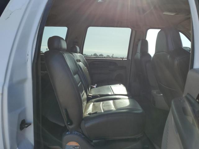 Photo 11 from auction – 2004 FORD EXCURSION with VIN 1FMSU45PX4EB01819