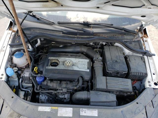 Photo 11 from auction – 2015 VOLKSWAGEN CC with VIN WVWBN7AN1FE802582